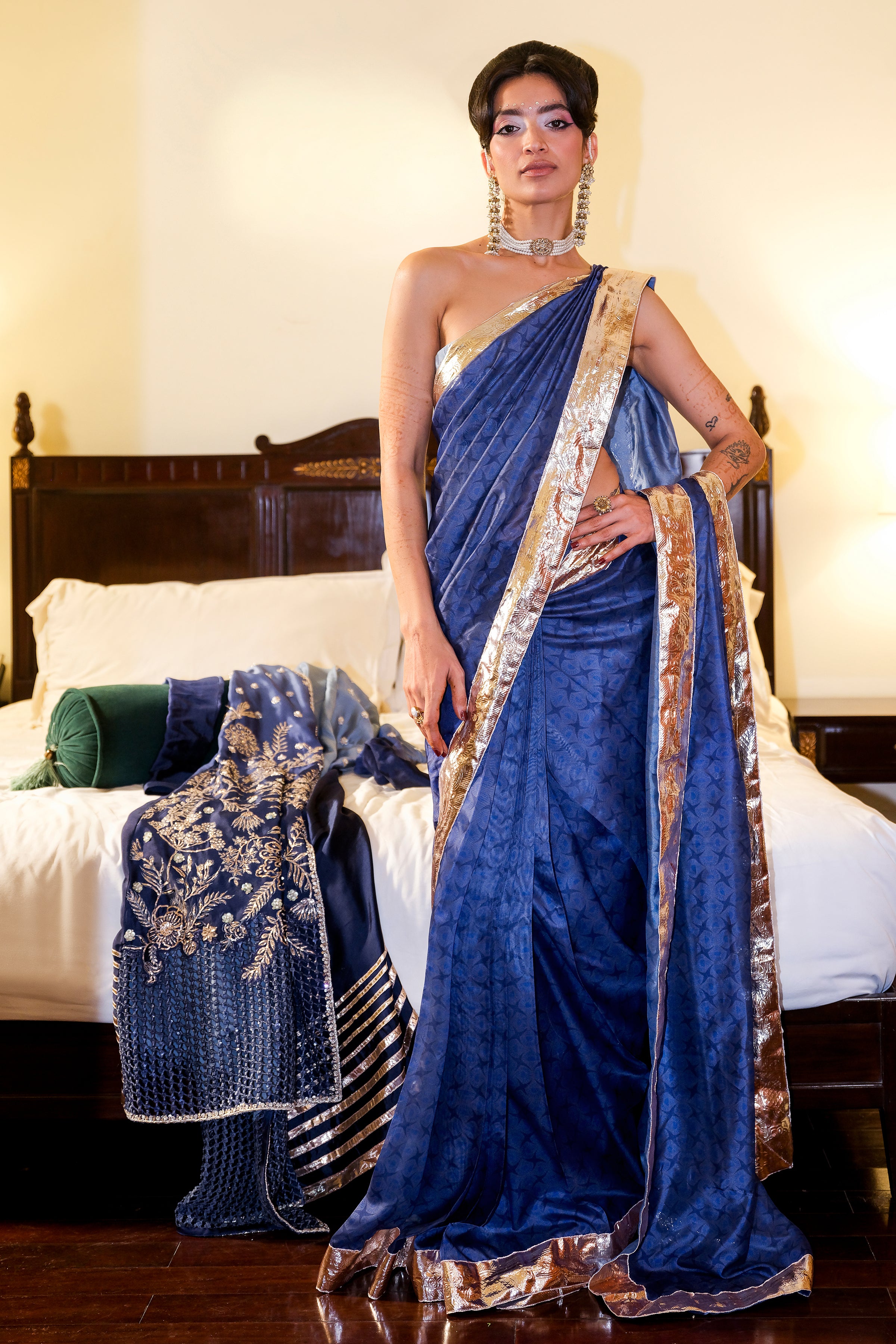 NEELA SITARA