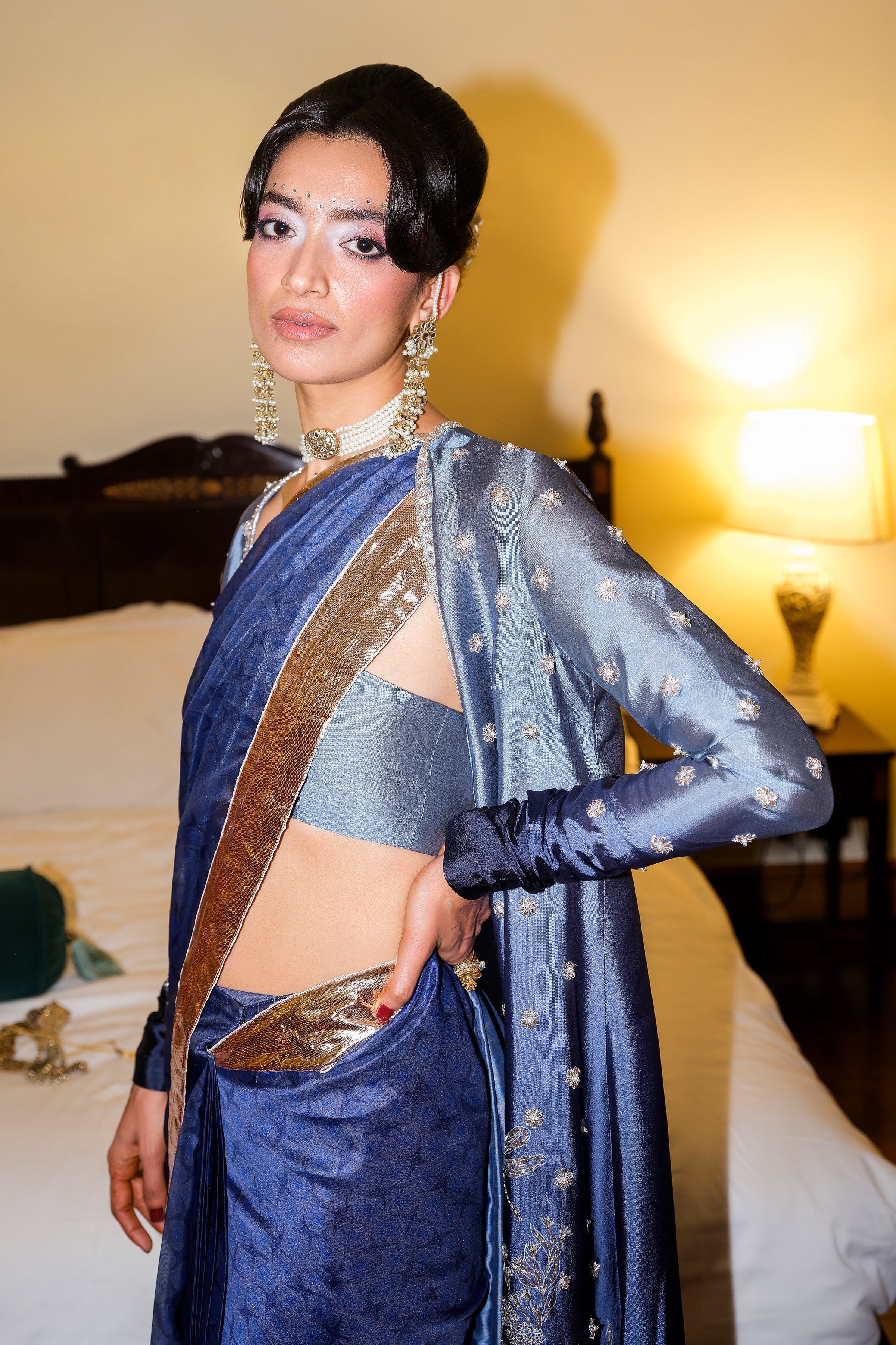 NEELA SITARA