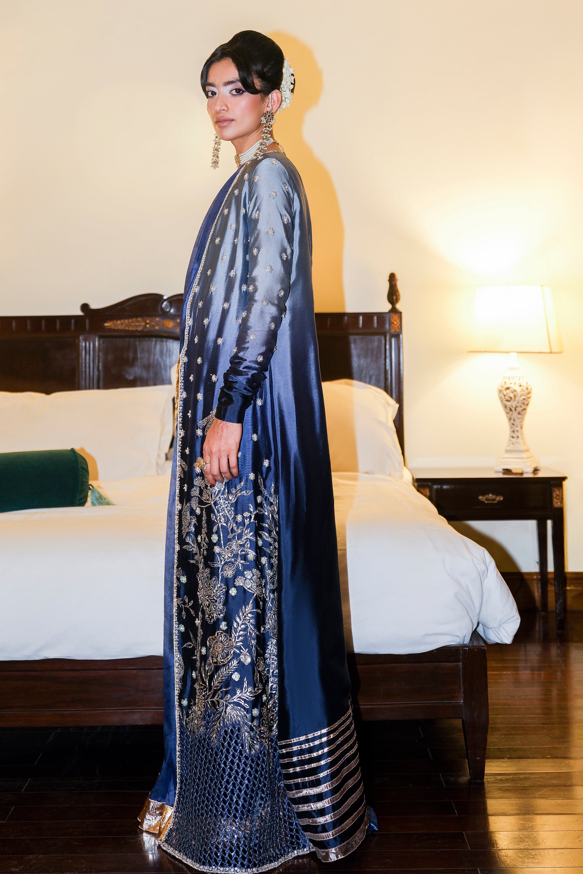 NEELA SITARA