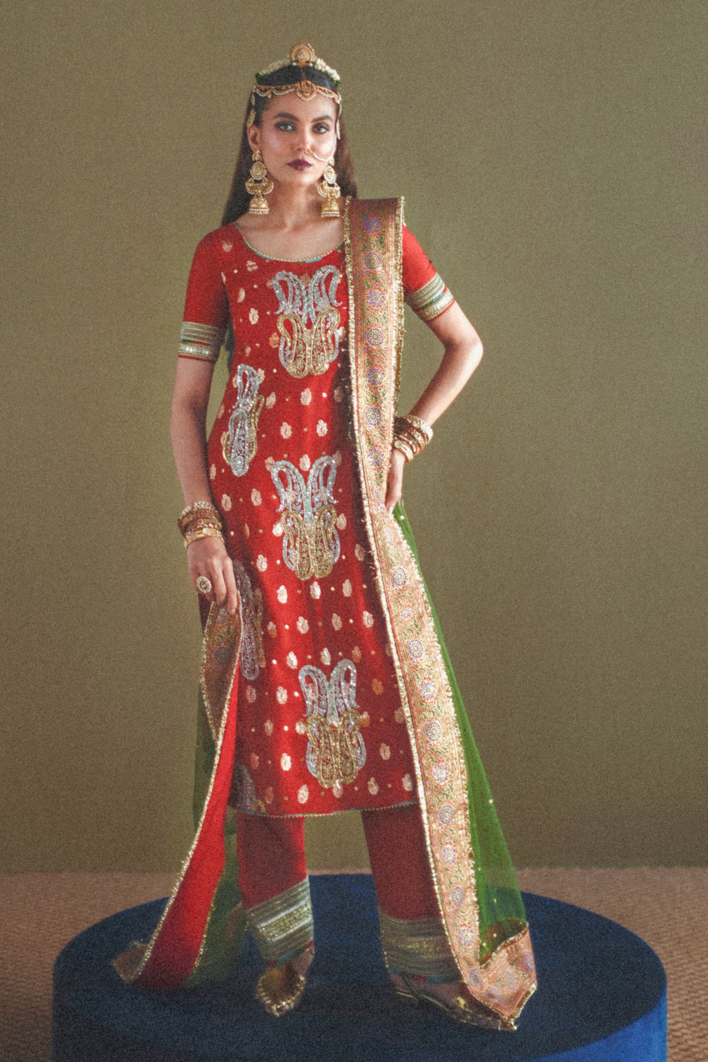 LAAL PARI